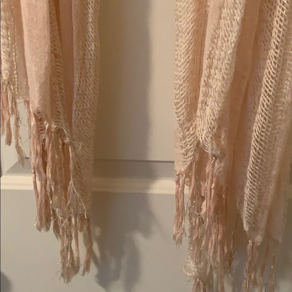 Scarf - Picture 4 of 4